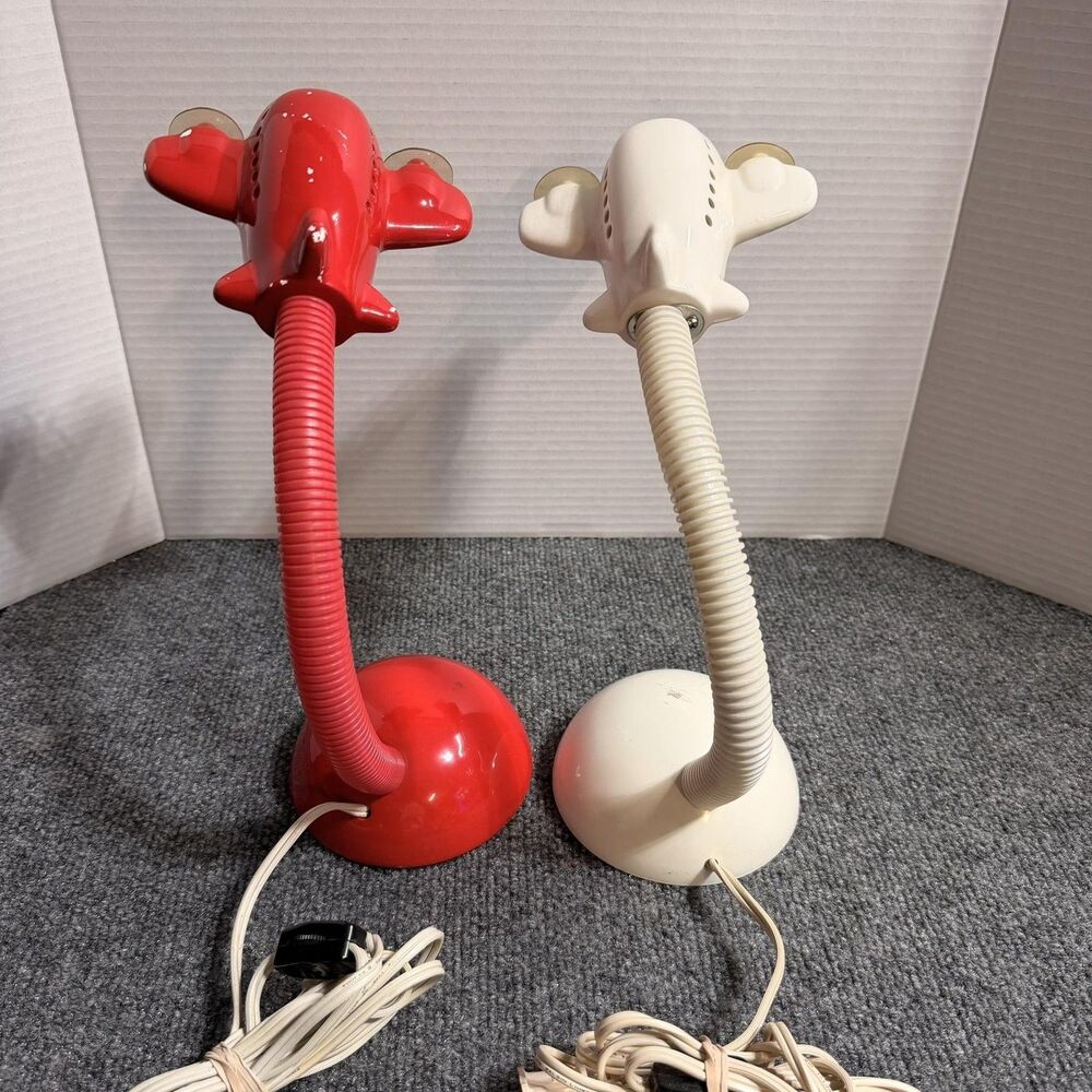 Vintage Airplane Desk Lamp Set Of 2 Red White Gooseneck Plug In Kids Room Taiwan - Picture 5 of 16